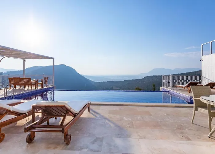 Villa Luxury 3 Bedroom In Uzumlu Village *