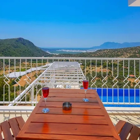 Luxury 3 Bedroom In Uzumlu Village Kalkan