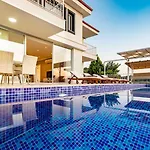 Luxury 3 Bedroom In Uzumlu Village Vilă *