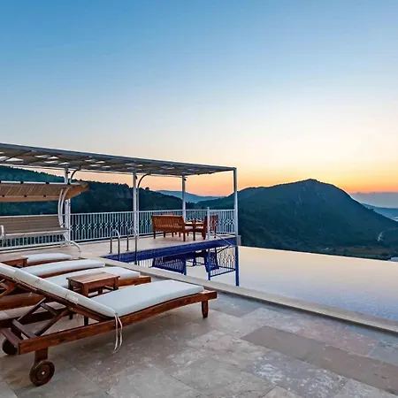 Luxury 3 Bedroom In Uzumlu Village *