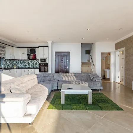 Luxury 3 Bedroom In Uzumlu Village Villa