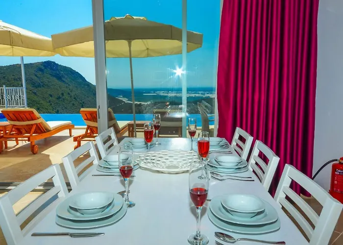 Luxury 3 Bedroom In Uzumlu Village Villa Kalkan