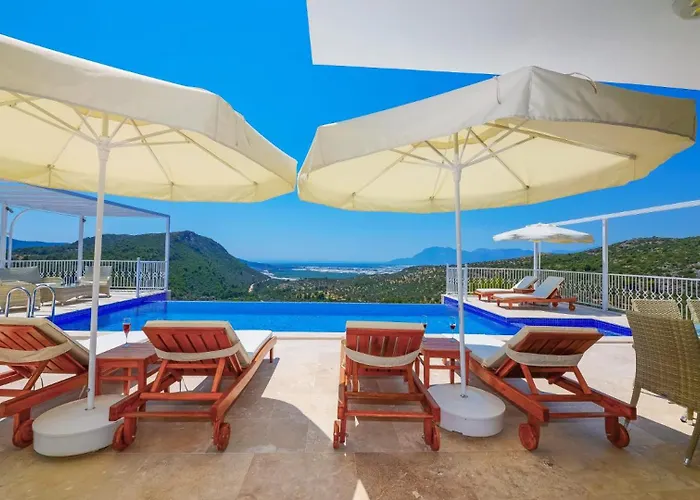Luxury 3 Bedroom In Uzumlu Village Villa *